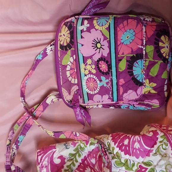 Purses - Picture 2 of 4